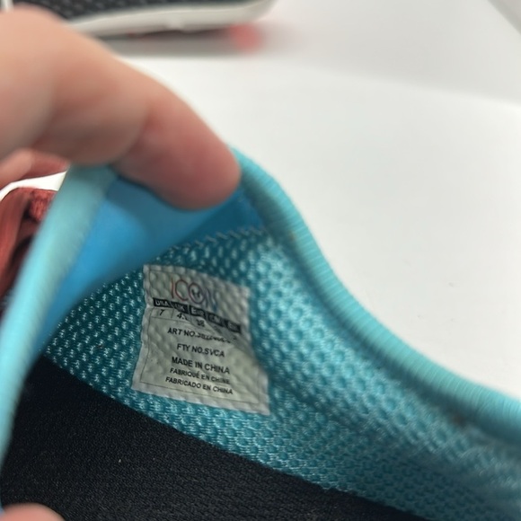 Under Armor Icon Sneakers Shoes Lace Up Athletic Running Shoe White Women Size 7 - Picture 9 of 9